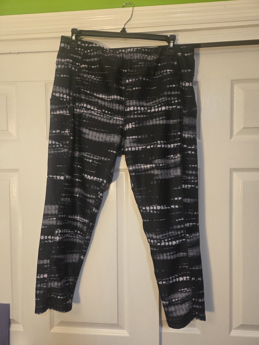Women's Avia Plus Size 3X Athletic Ankle-Length Leggings